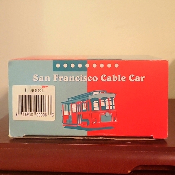SAN FRANCISCO CABLE CAR WOOD MODEL WITH ORIGINAL BOX - Picture 8 of 9